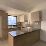 Moderno apartamento de venta en Evaristo Morales.